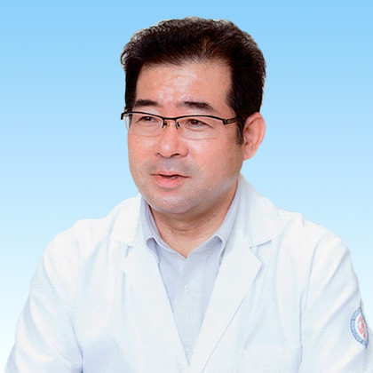 統括病院長 渡邉 一夫